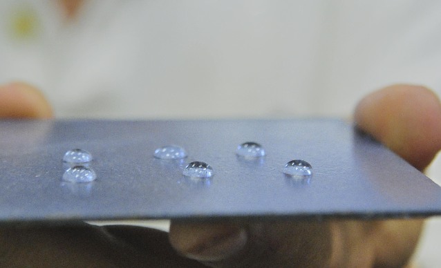 NeverWet Spray is Superhydrophobic