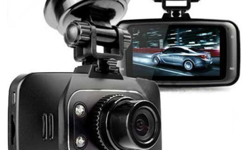 https://zaidpirwani.com/wp-content/uploads/2015/09/GS8000L-HD1080P-2-7-Car-DVR-Vehicle-Camera-Video-Recorder-Dash-Cam-G-sensor-HDMI-825x510.jpg